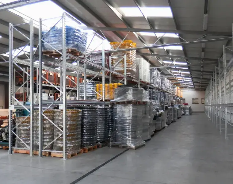 Profesionální certifikované regály do skladů a do výroby