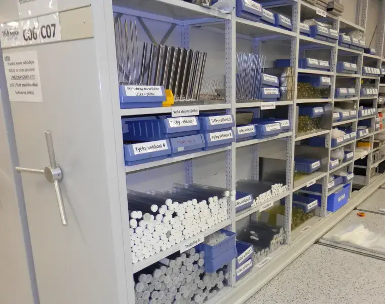 Pojízdné regály do dílny